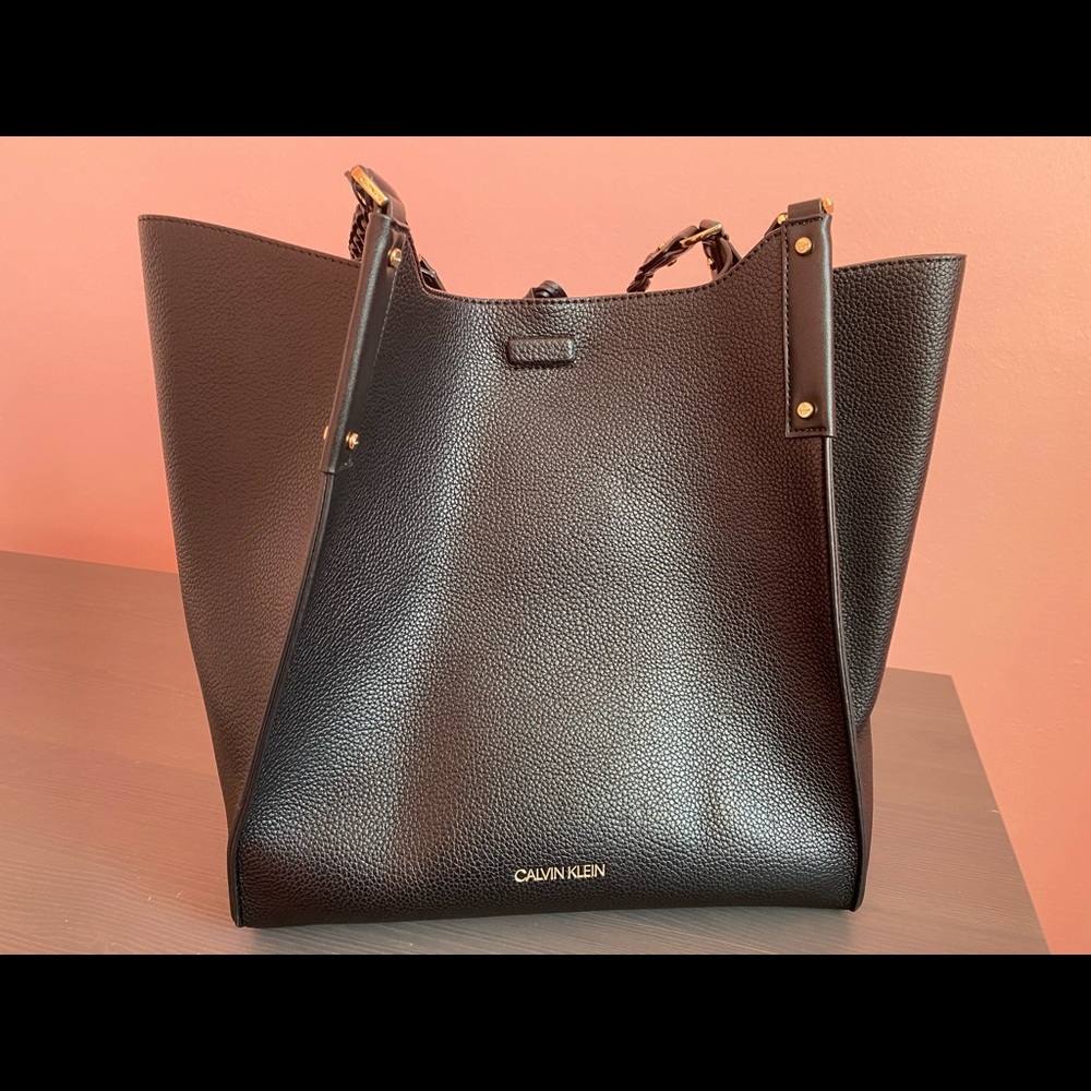 Calvin Klein Large Shelly Tote